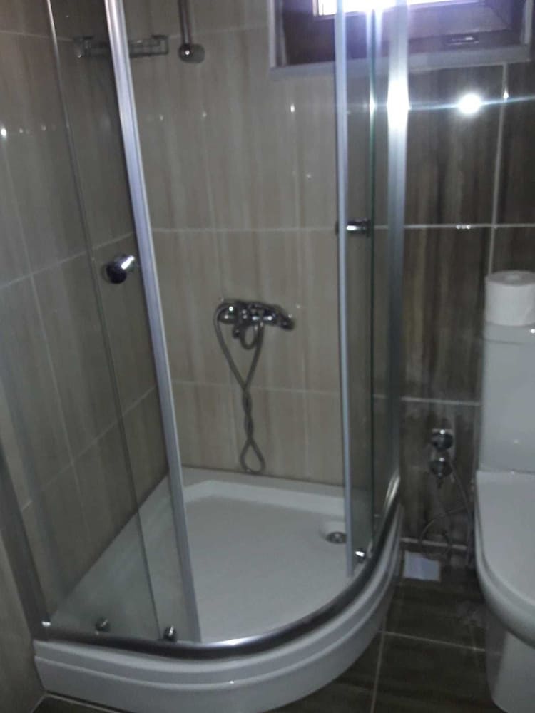 Pervanoglu Dinlenme Tesisi Motel Rezervasyon