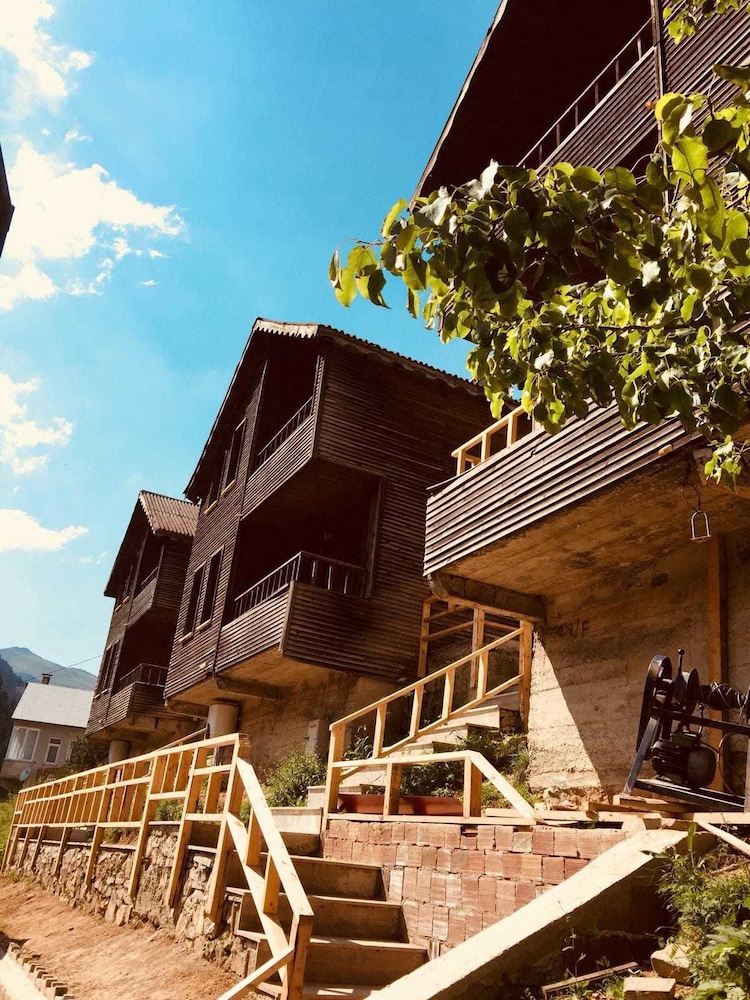 Pervanoglu Dinlenme Tesisi Motel Rezervasyon