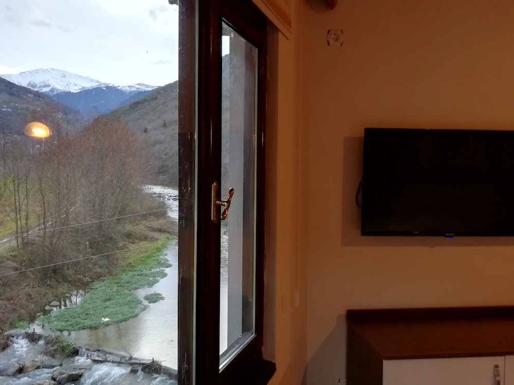 Seremet Dinlenme Tesisi Rezervasyon