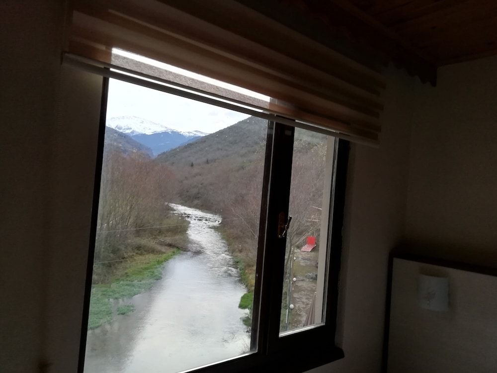 Seremet Dinlenme Tesisi Rezervasyon