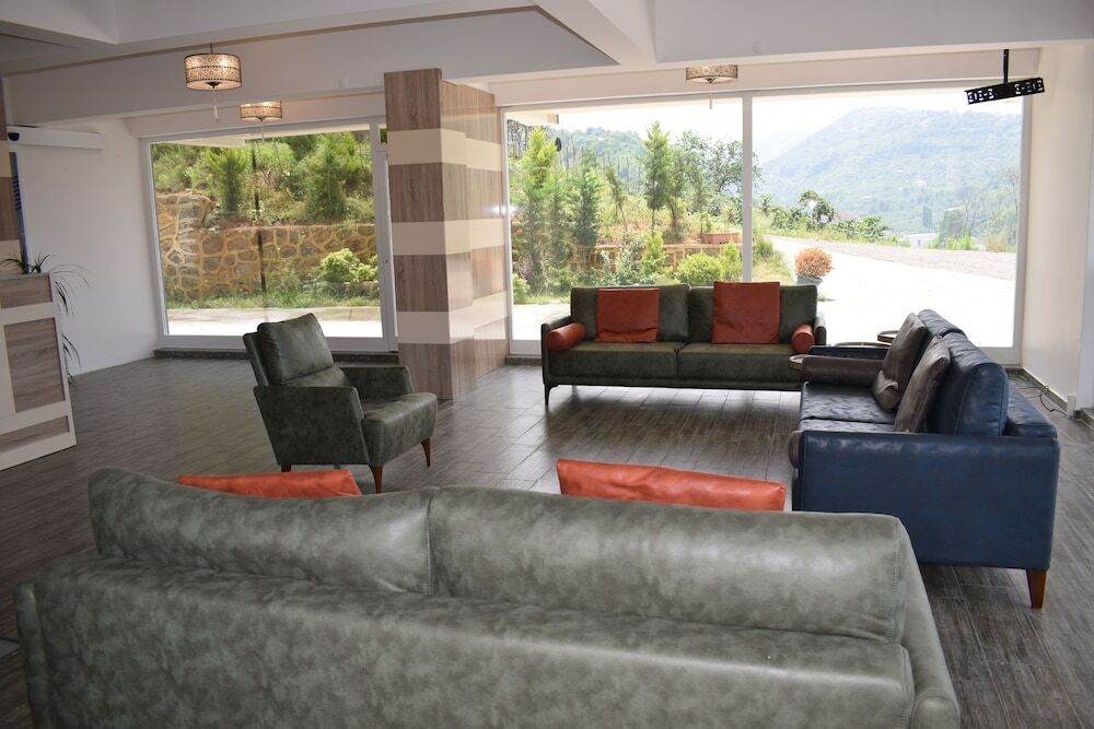 Zahi Hotel Rezervasyon