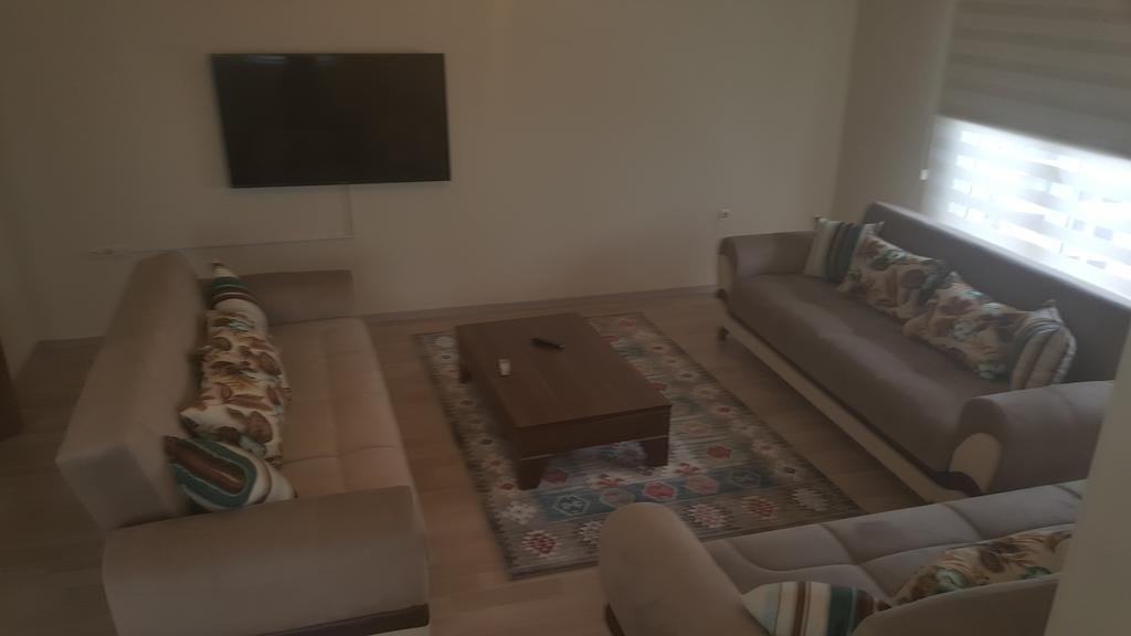 Deniz Kizi 2 Rezervasyon