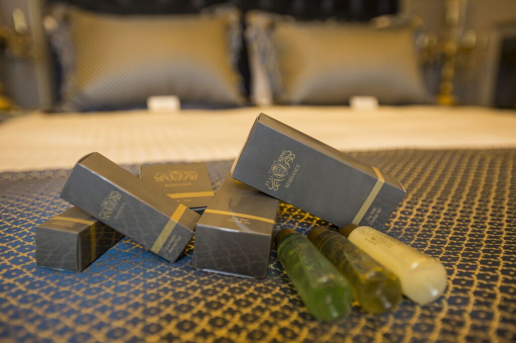 Real King Suit Otel Rezervasyon