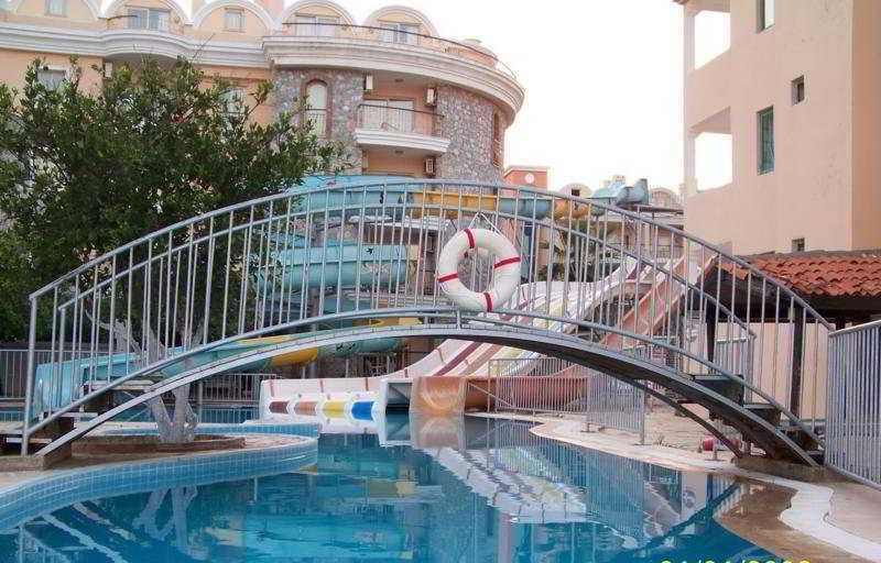 Club Caprice Suites Rezervasyon