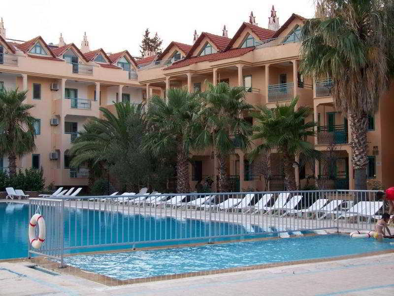 Club Caprice Suites Rezervasyon