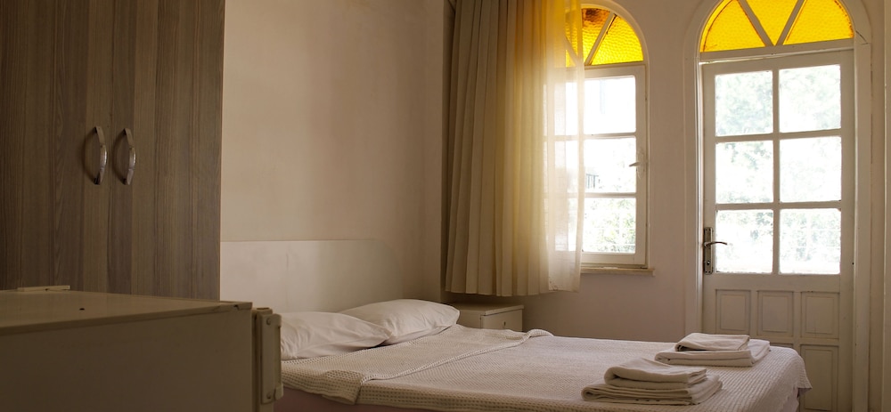 DM Hotel Rezervasyon