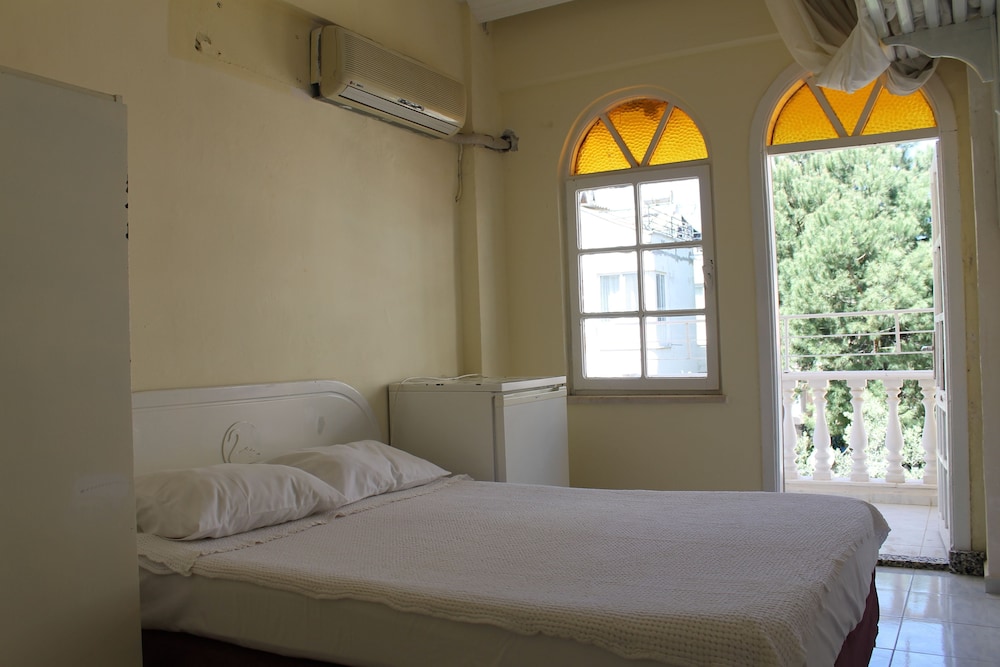 DM Hotel Rezervasyon