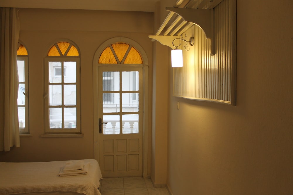 DM Hotel Rezervasyon