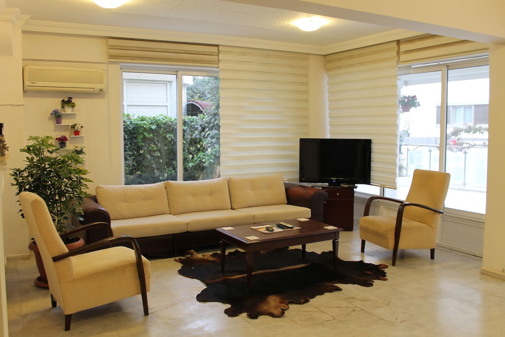 DM Hotel Rezervasyon