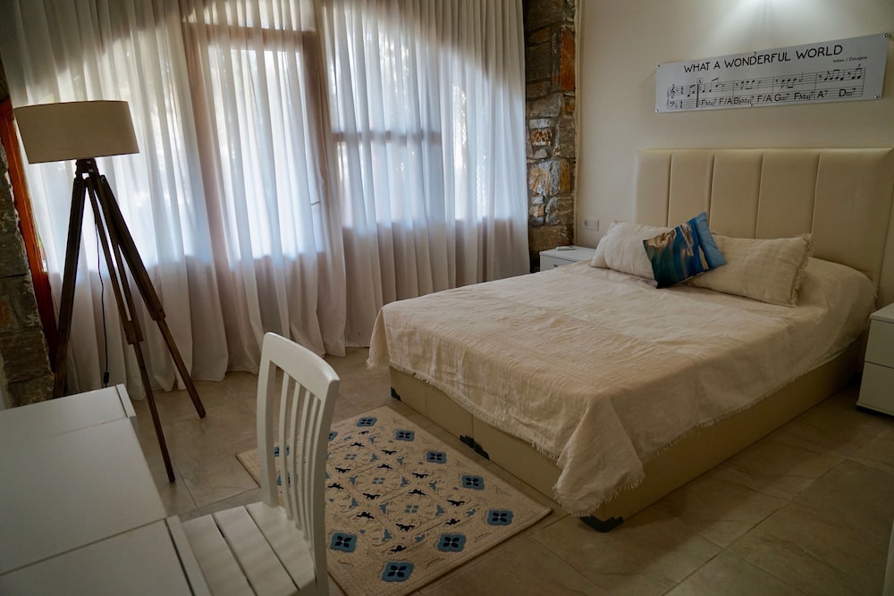 Piano Rooms Selimiye Rezervasyon