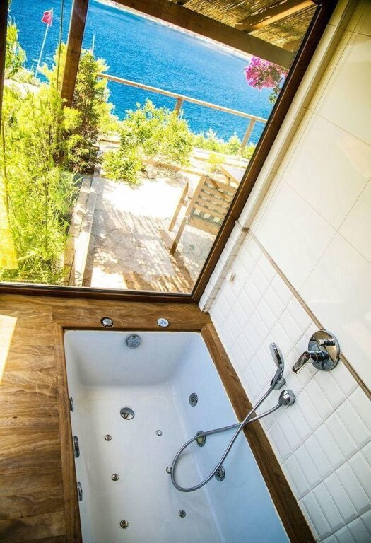 Sound Of Silence Suite Rezervasyon