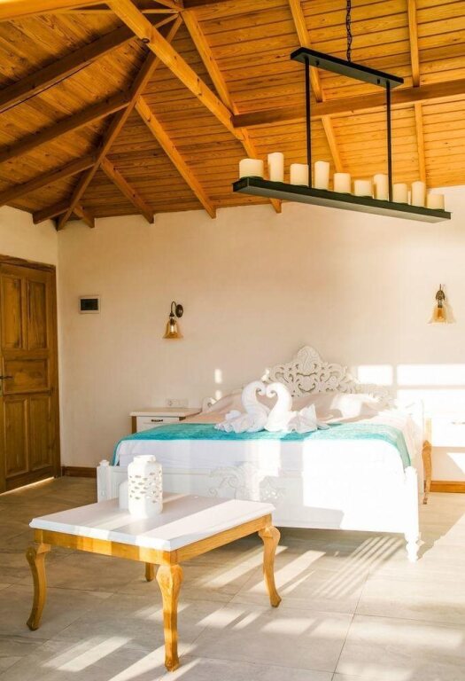 Sound Of Silence Suite Rezervasyon