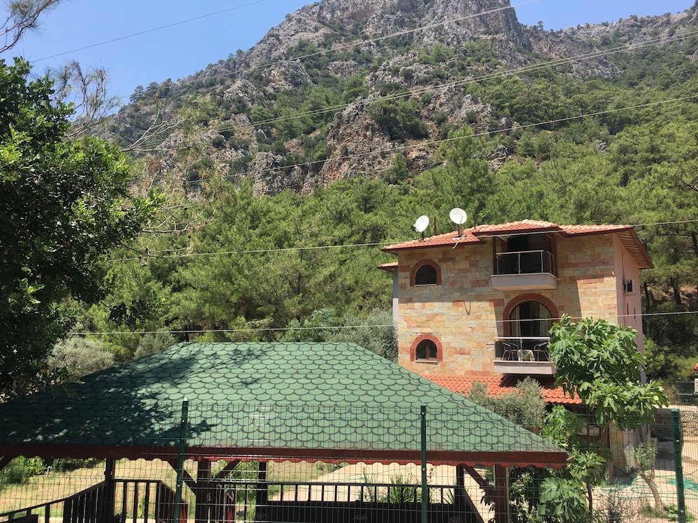 Pine Apart Rezervasyon