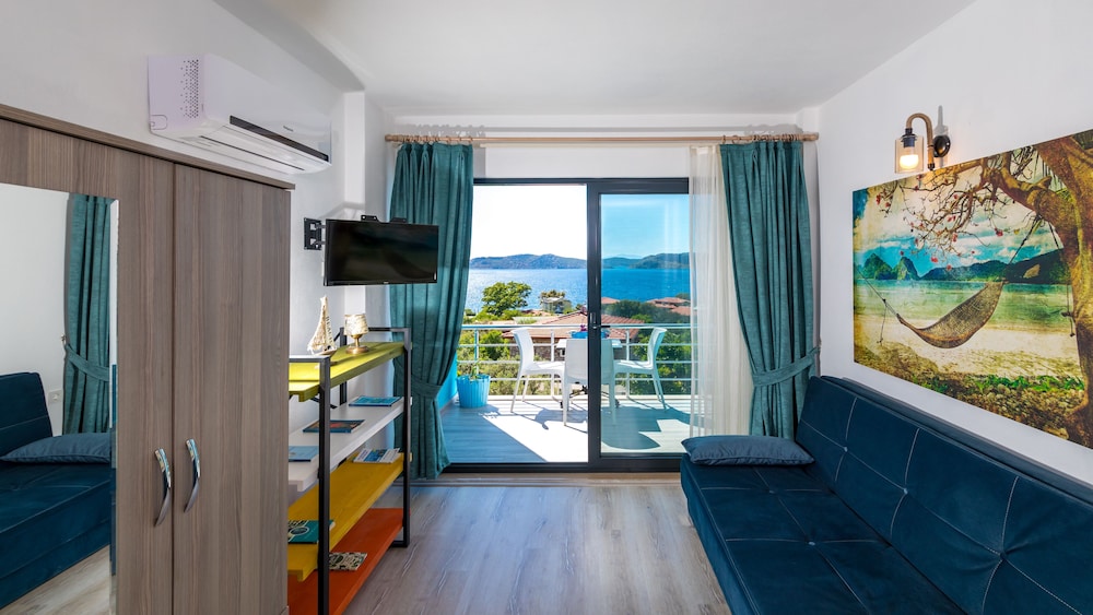 Derin Mavi Suit Butik Otel Rezervasyon