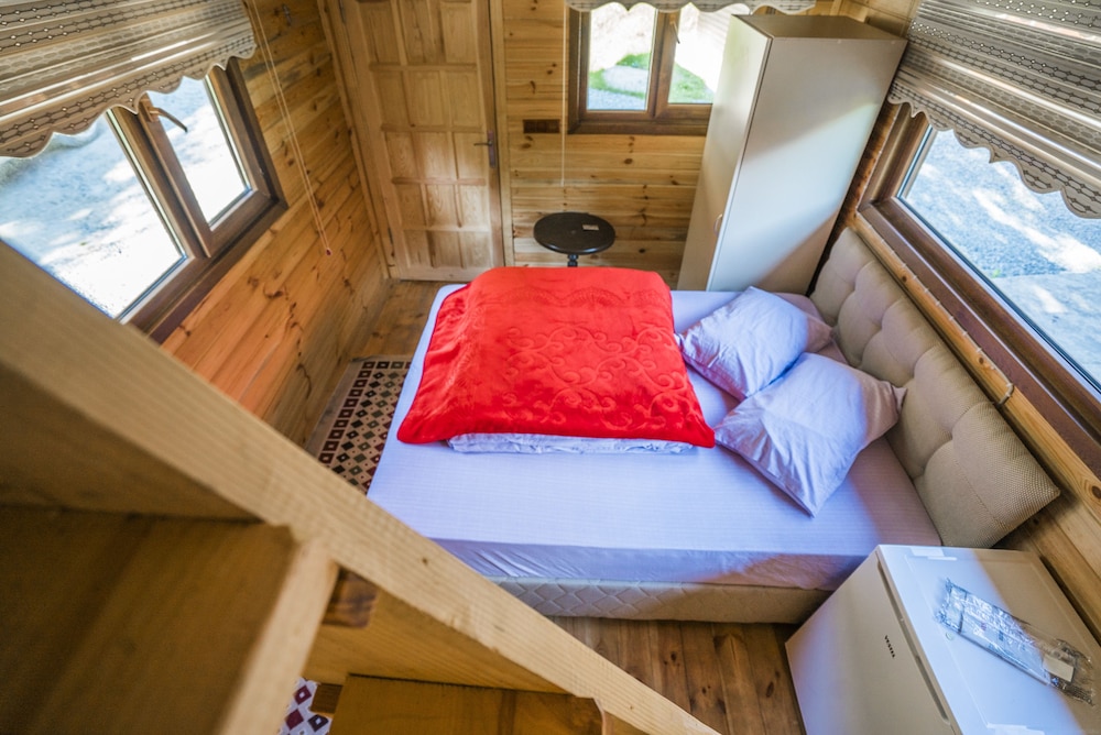 Ayder Şelale Dağ Evi Rezervasyon