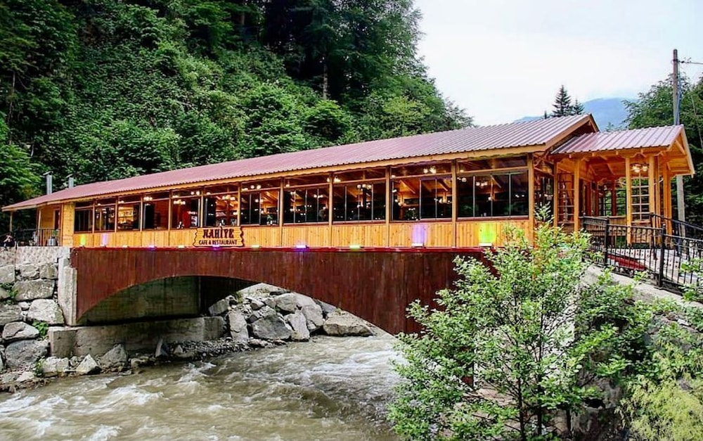 Adile Sultan Konagi Rezervasyon