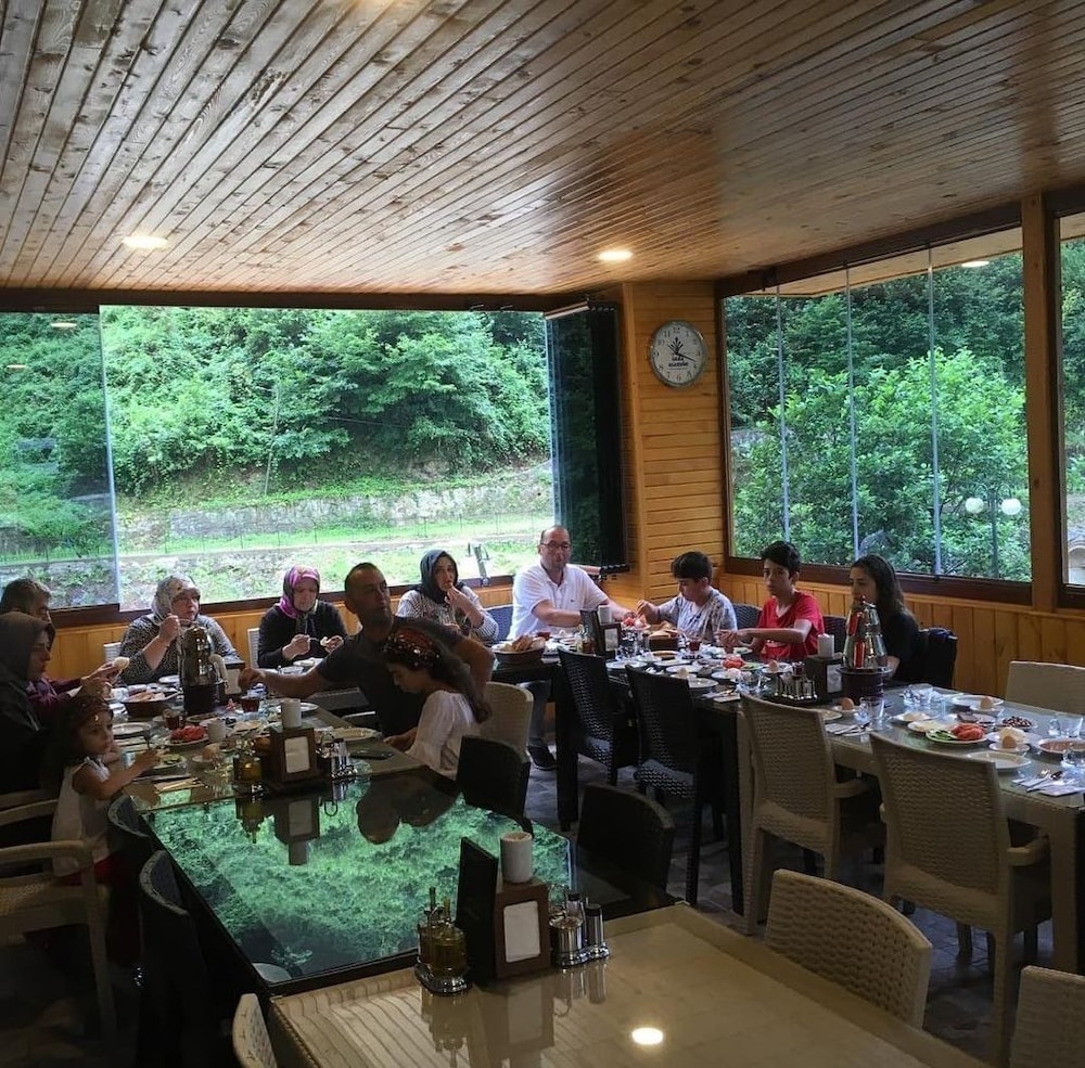 Adile Sultan Konagi Rezervasyon