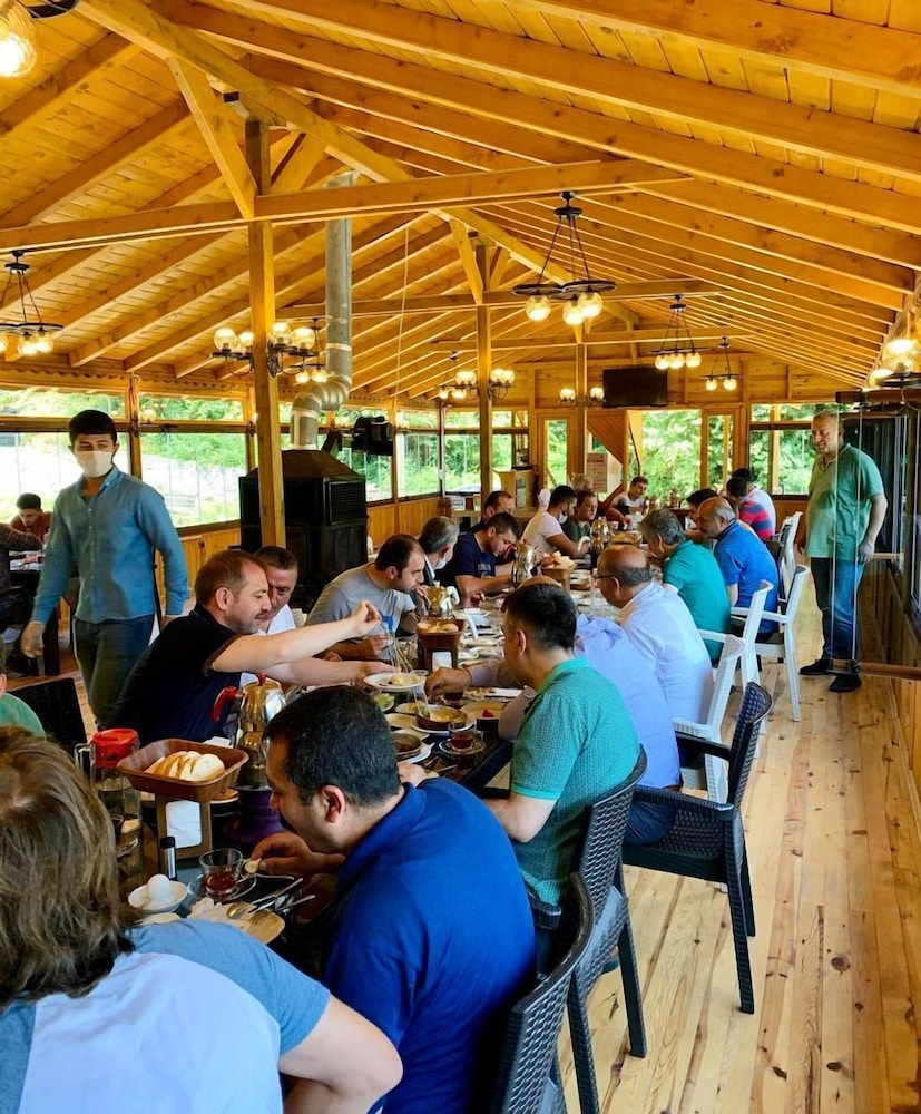 Adile Sultan Konagi Rezervasyon