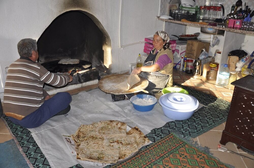 St. Paul Yol Pansiyon Rezervasyon