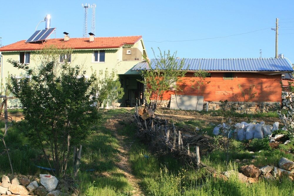 St. Paul Yol Pansiyon Rezervasyon