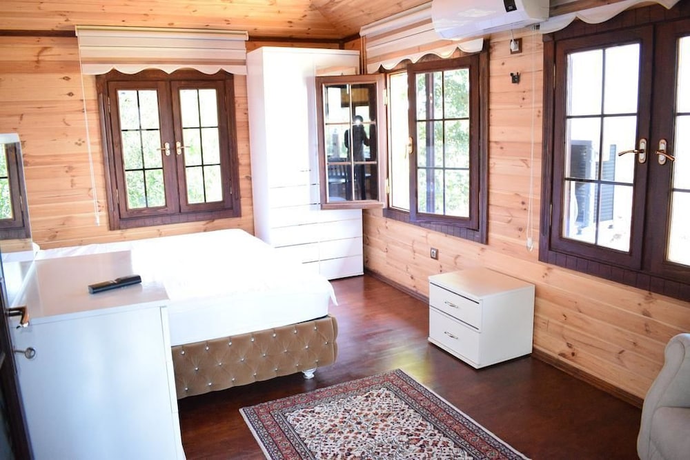 Zahi Bungalov Rezervasyon