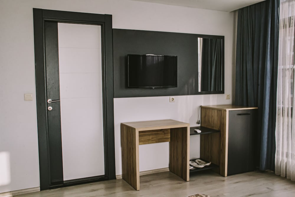 Bois Hotel & Cafe & Restaurant Rezervasyon