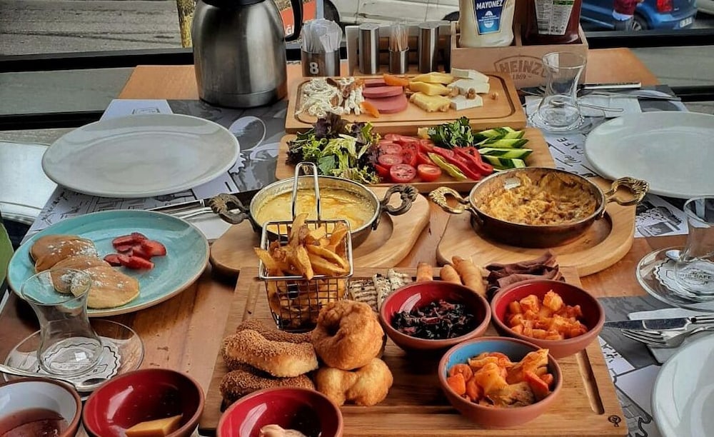 Bois Hotel & Cafe & Restaurant Rezervasyon