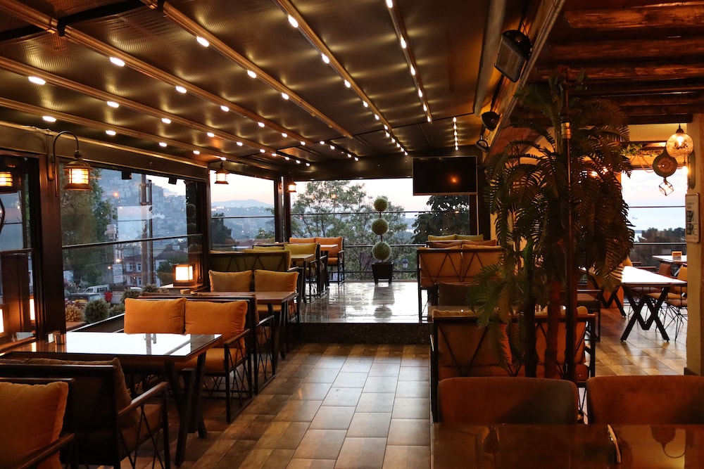 Bois Hotel & Cafe & Restaurant Rezervasyon