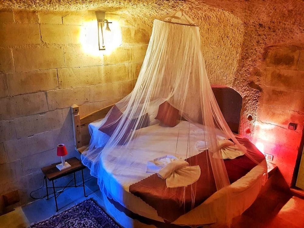 Cronos Cappadocia Cave Hotel Rezervasyon
