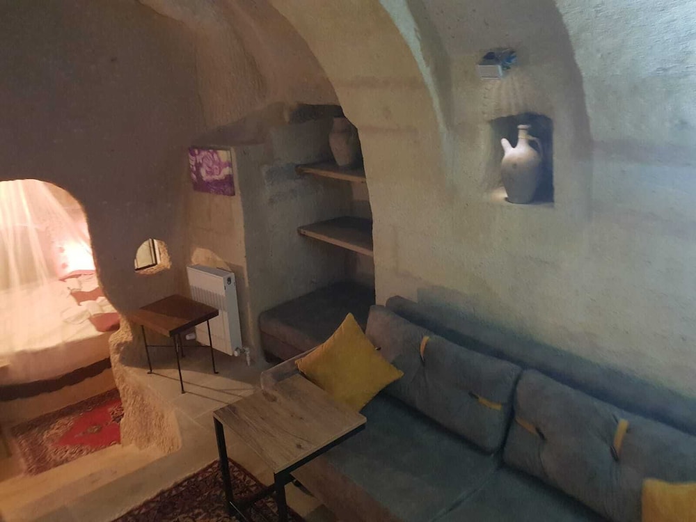 Cronos Cappadocia Cave Hotel Rezervasyon