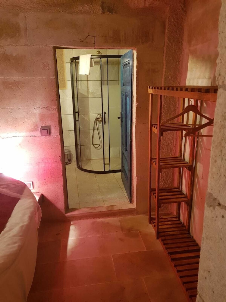 Cronos Cappadocia Cave Hotel Rezervasyon