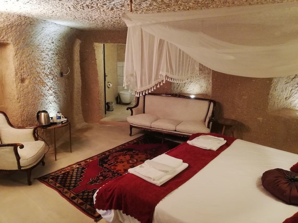 Cronos Cappadocia Cave Hotel Rezervasyon