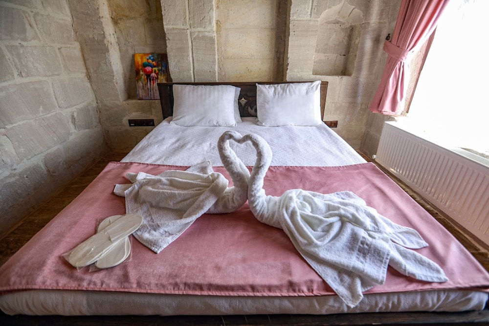 Mahperi Cappadocia Cave Suit Rezervasyon