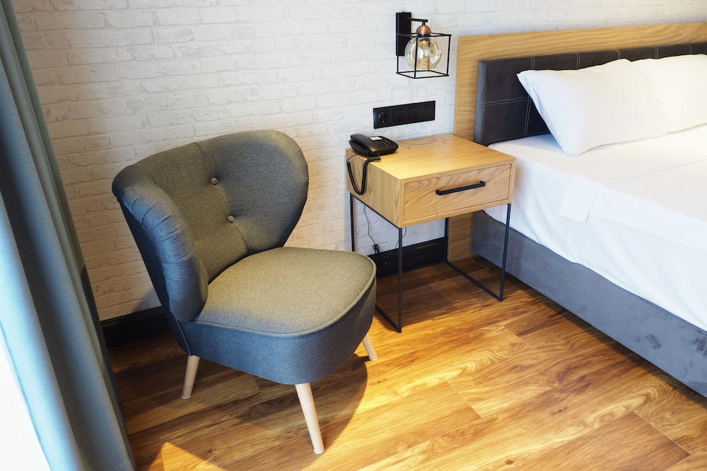 Alacati Ekmas Hotel Rezervasyon