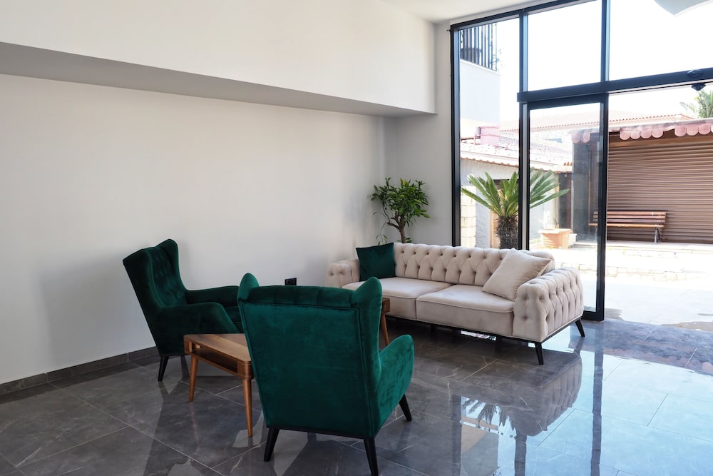 Alacati Ekmas Hotel Rezervasyon