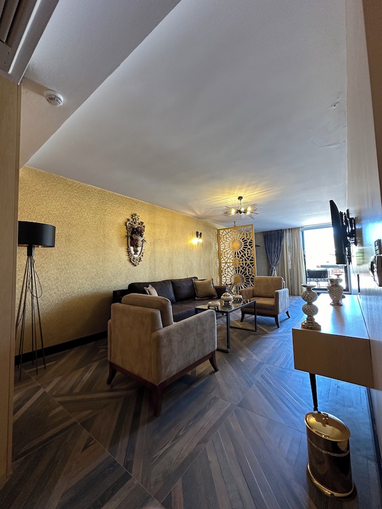 Royal Cesme Hotel Rezervasyon