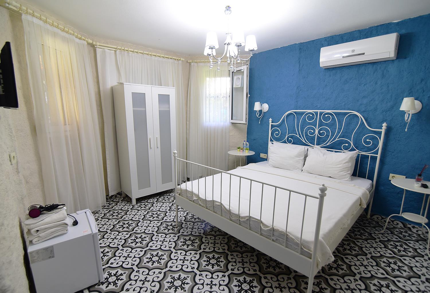 Kekik Alacati Otel Mayko Rezervasyon