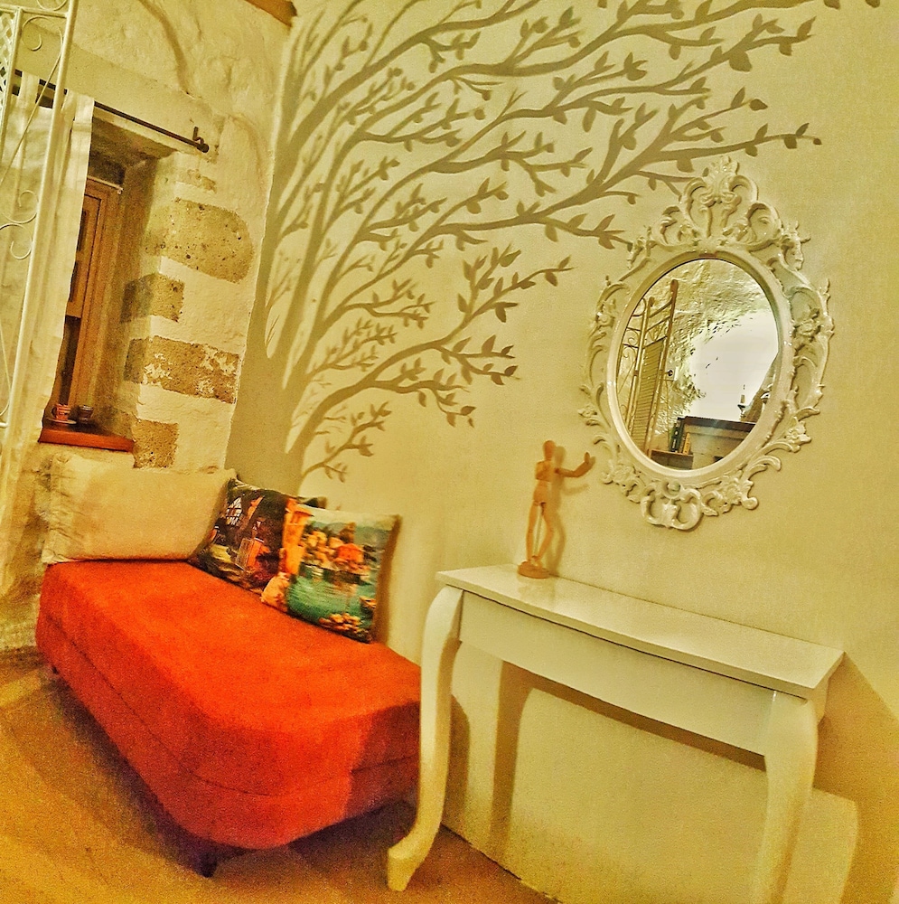 Lilyum Alaçati-Tas Ev Rezervasyon