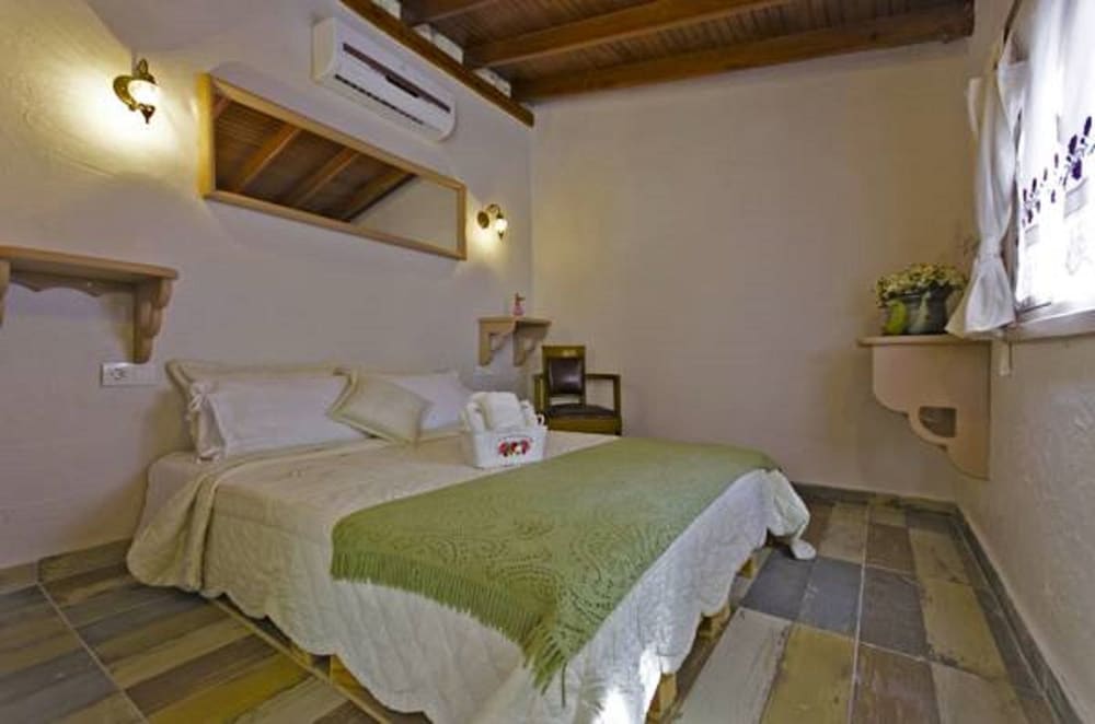 Lilyum Alaçati-Tas Ev Rezervasyon