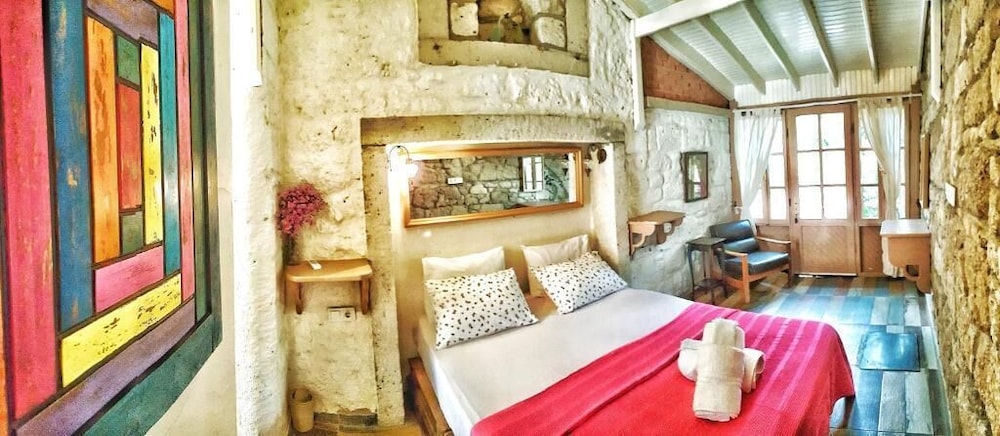 Lilyum Alaçati-Tas Ev Rezervasyon