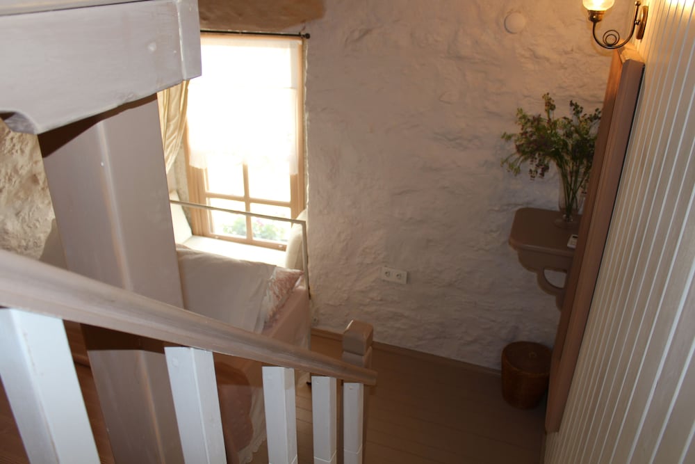 Lilyum Alaçati-Tas Ev Rezervasyon