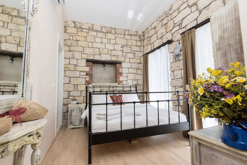 Mastika Koyici Otel Rezervasyon