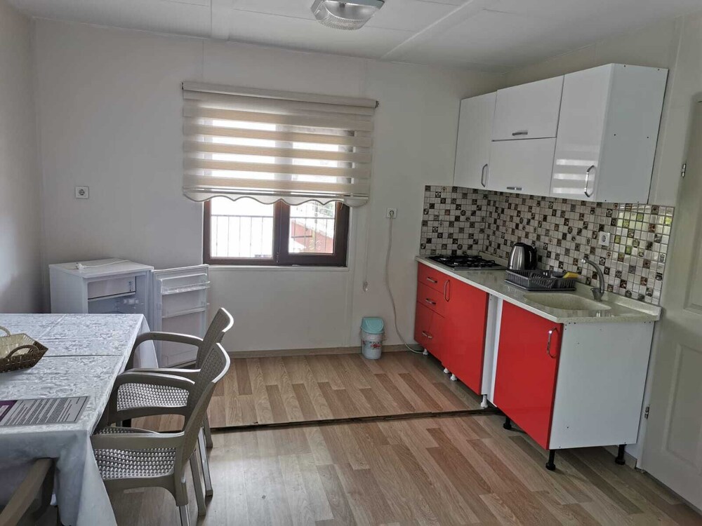 Assos Livza Butik & Apart Otel Rezervasyon