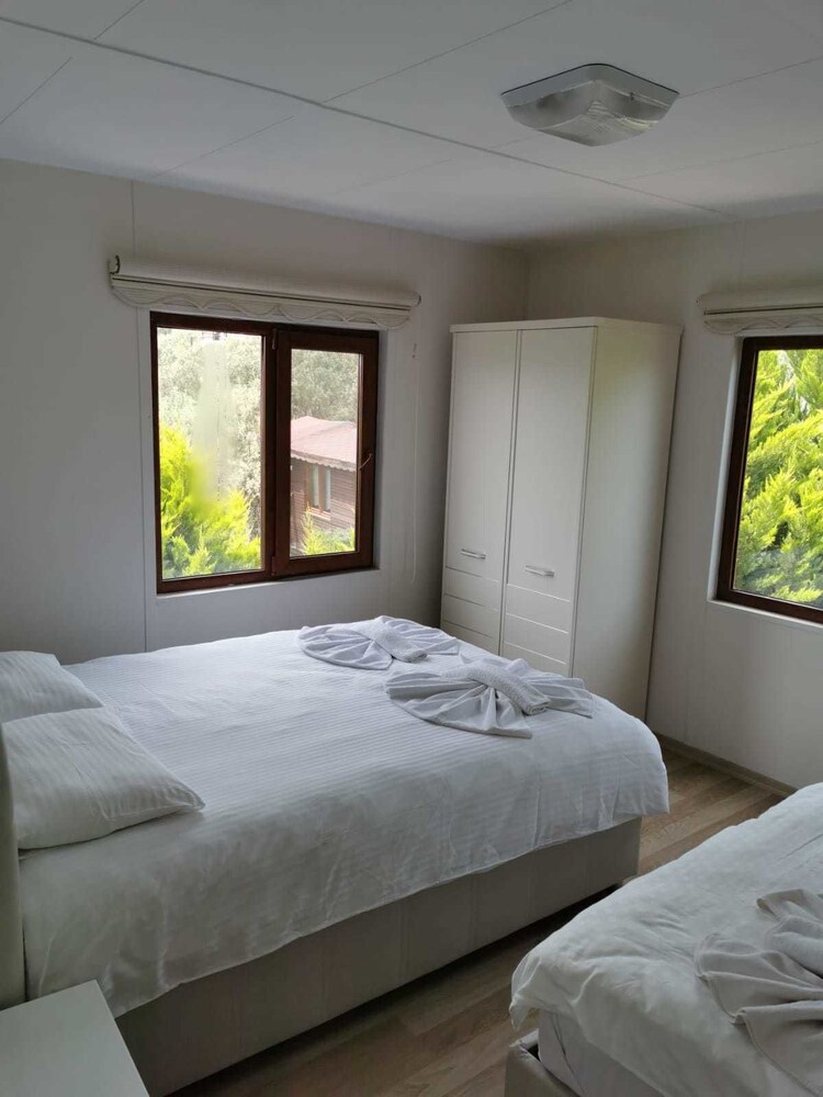 Assos Livza Butik & Apart Otel Rezervasyon