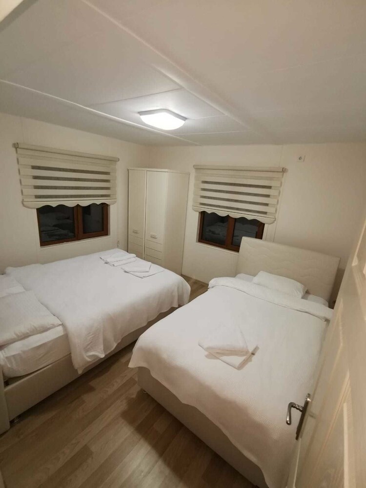 Assos Livza Butik & Apart Otel Rezervasyon