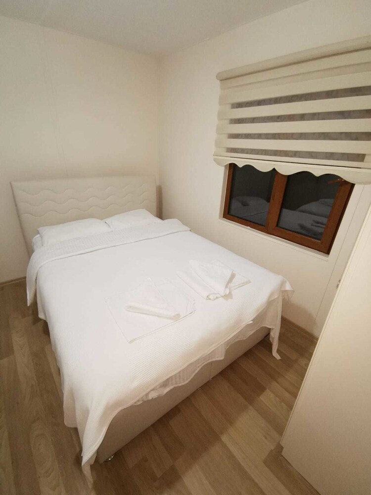 Assos Livza Butik & Apart Otel Rezervasyon