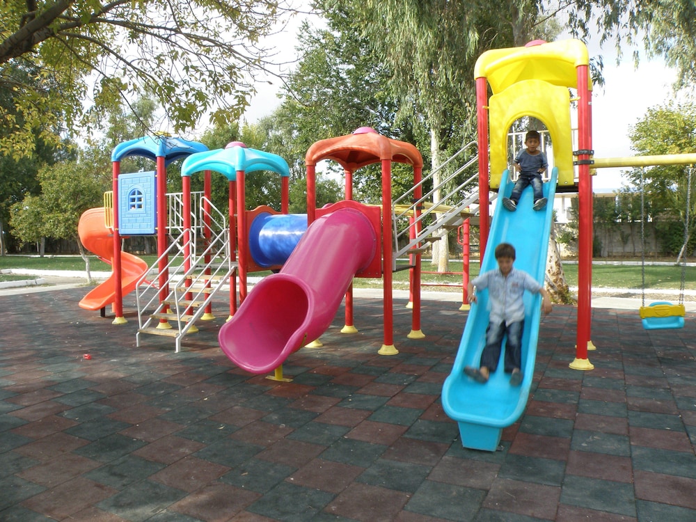 Karaali Kpalicalari Ve Otel Tesisleri Rezervasyon