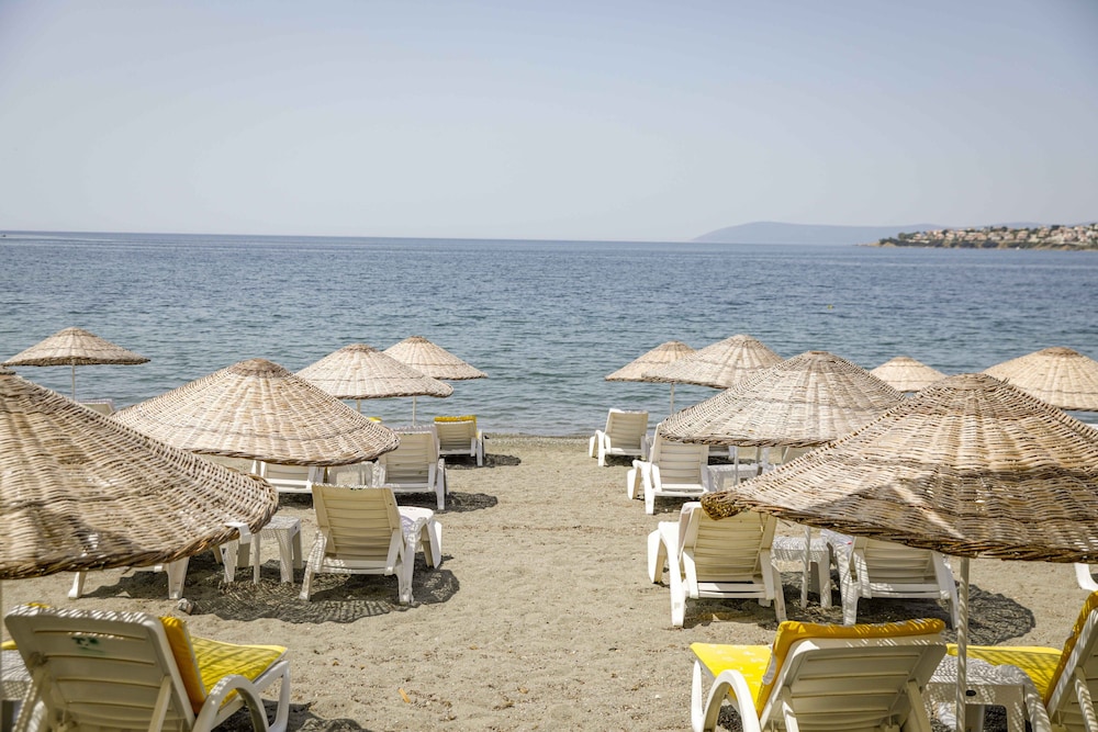 Teos Ormanci Tatil Koyu Rezervasyon