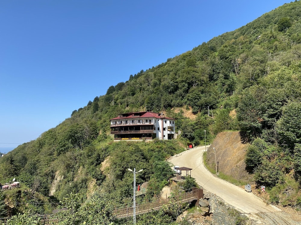 Şelale Konak Çavusun Yeri Rezervasyon