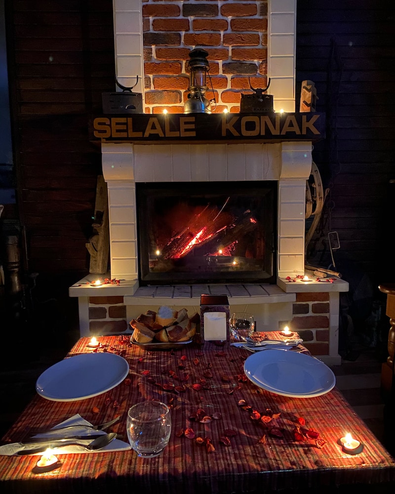 Şelale Konak Çavusun Yeri Rezervasyon